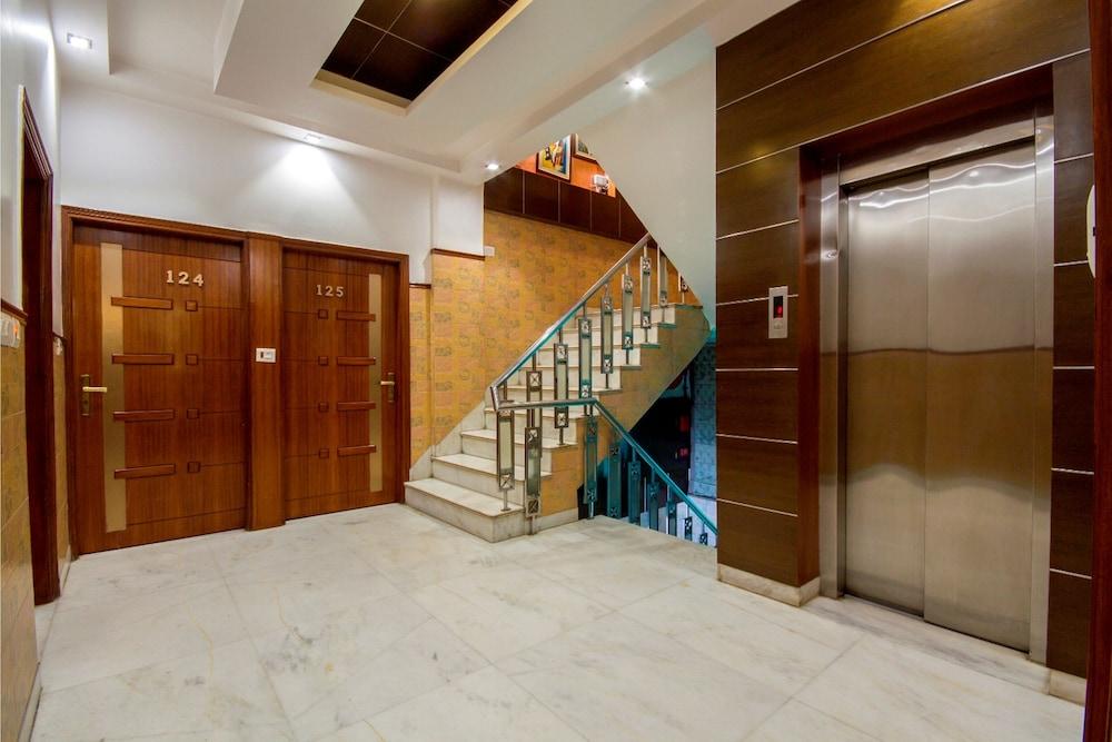 Hotel Aster Inn New Delhi Экстерьер фото