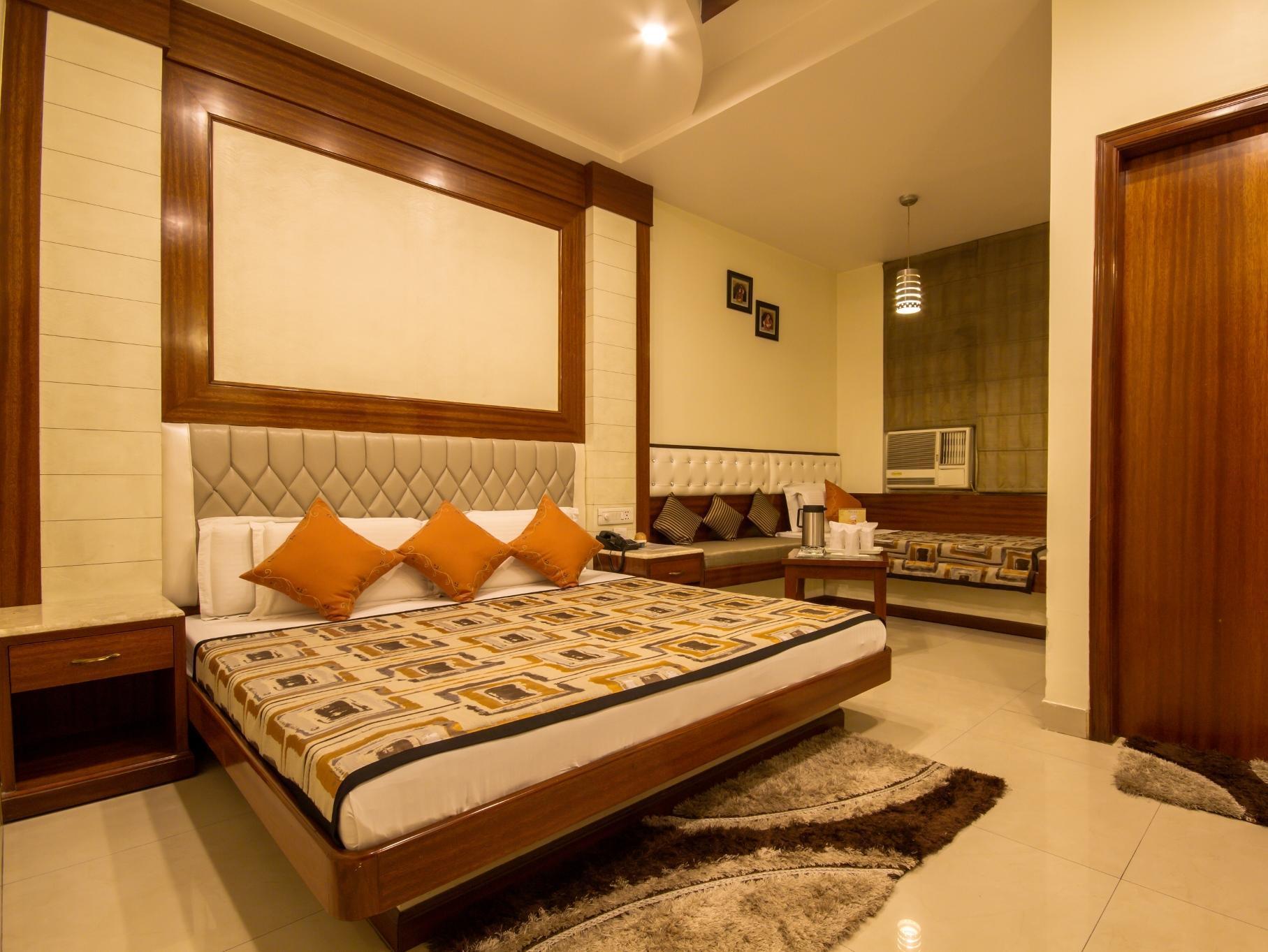 Hotel Aster Inn New Delhi Экстерьер фото